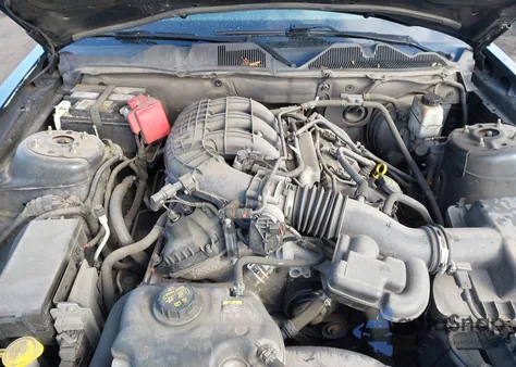 2011 Ford Mustang V6 z USA, uszkodzony, nr VIN 1ZVBP8AM9B5147313